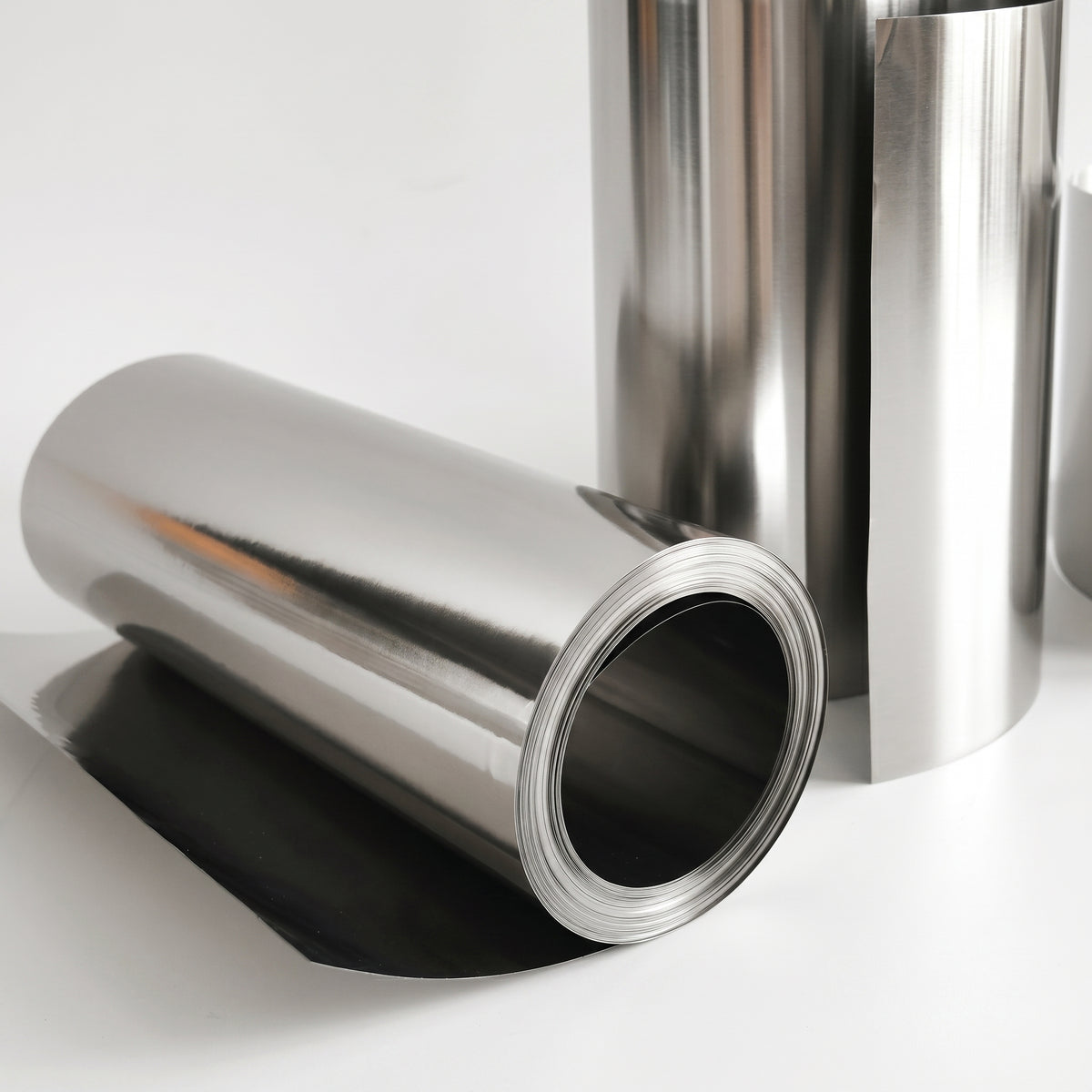 MSE PRO Titanium Foil (150 x 150 x 0.1 mm) for Battery, Fuel Cell and Solar Cell Research AI image