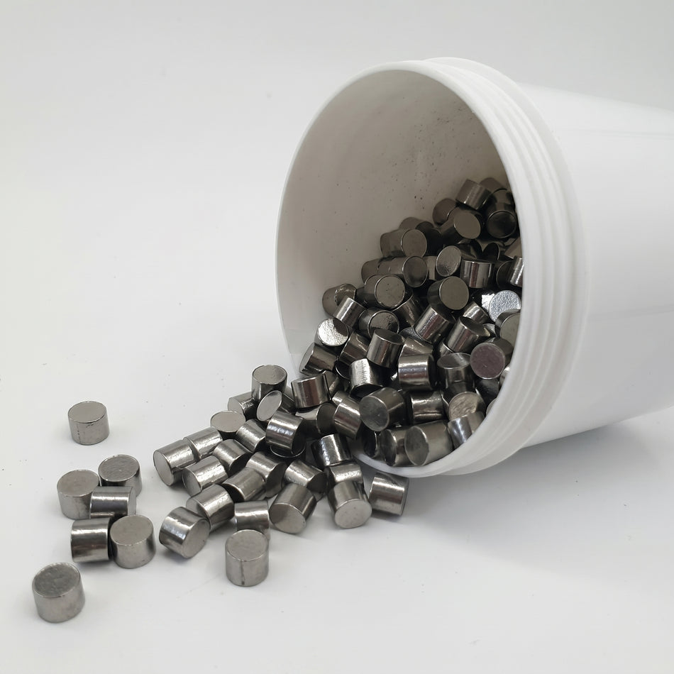 MSE PRO Nickel/Chromium (Ni/Cr 80/20 wt.%) Pellets (6mm Diameter x 6mm Length) Evaporation Materials AI image