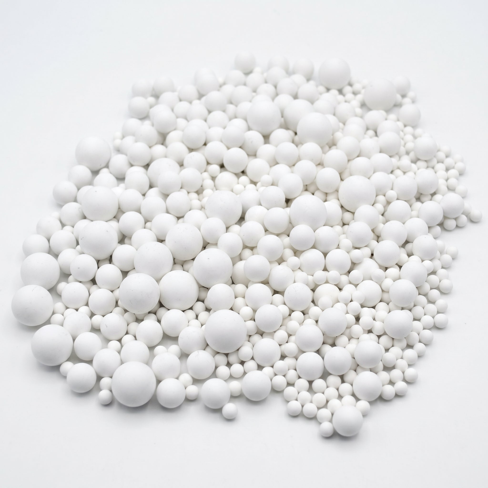 MSE PRO Milling Media Set for 500 ml Alumina Roller Mill Jar AI image