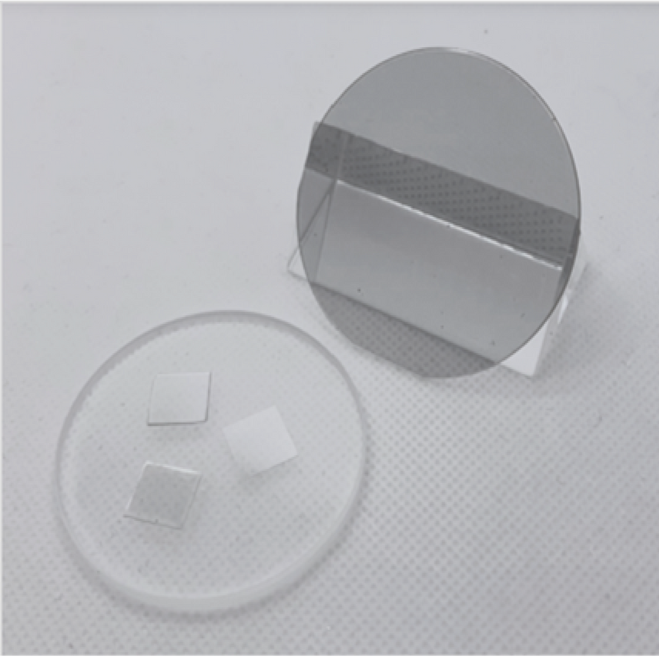 MSE PRO 10mm x 10mm Bulk gallium nitride (GaN) substrate, n-type, 300 µm thick, Research Grade